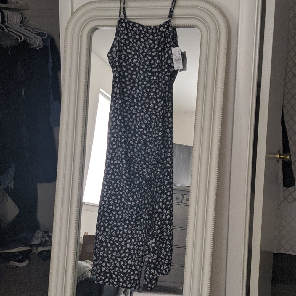 Pacsun Kendal and Kylie side cinched slit dress